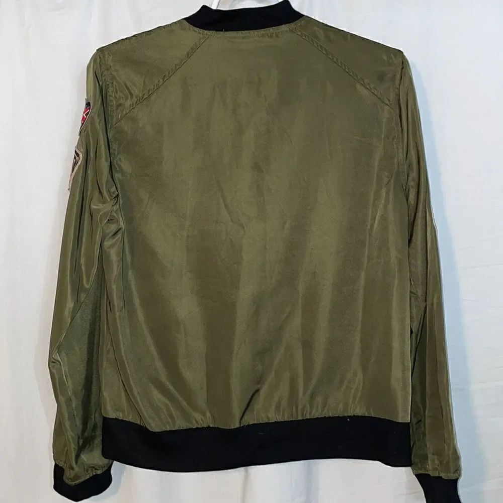 Cool green jacket  - Picture 5 of 12